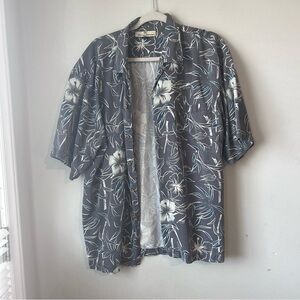 Tommy Bahama 100% Silk Men’s Dark Gray Floral Shirt Hawaiian Size L